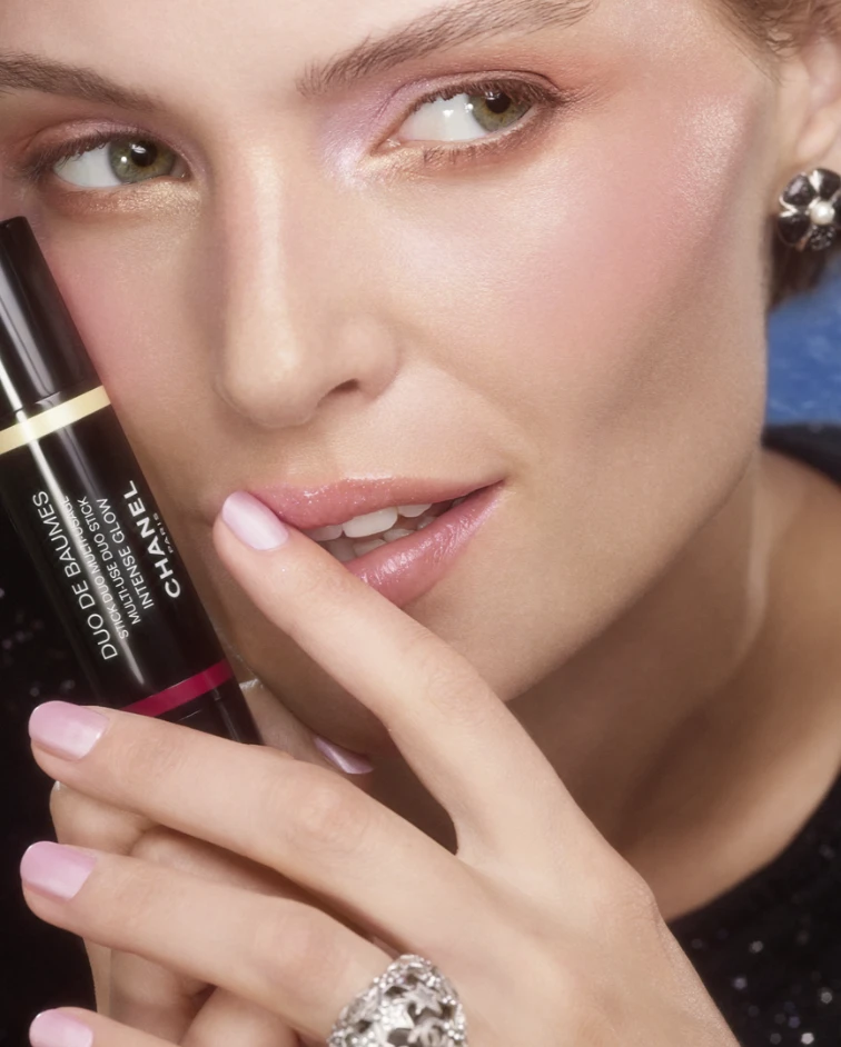 Chanel Duo de Baumes campaign with luminous pink makeup